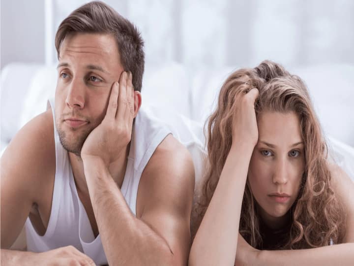 செக்ஸ் வாழ்க்கை மகிழ்ச்சியா இருக்கணுமா? பெண்கள் இதை செய்யவே கூடாது..