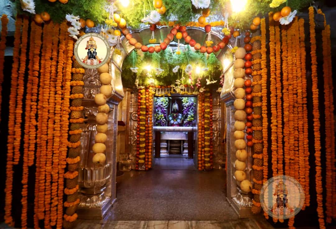 Pandharpur Vitthal Mandir Gudi Padwa latest update vitthal rukhmini live darshan from today Pandharpur : वारकऱ्यांसाठी आनंदाची बातमी! गुढीपाडव्याच्या मुहूर्तावर विठुरायाच्या चरणावर माथा; थेट दर्शन आजपासून सुरु