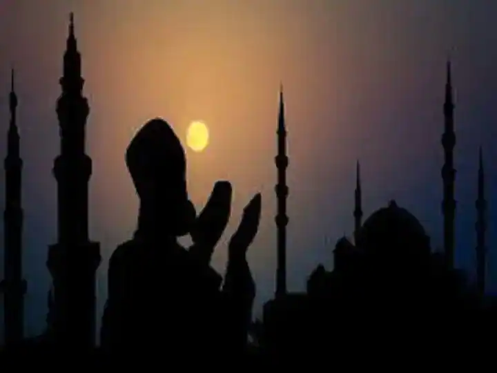 Ramadan 2022 ramadan moon visible in all over india first roza will be from tomorrow Ramadan 2022: ਦੇਸ਼ ਭਰ 'ਚ ਦਿਖਿਆ ਰਮਜ਼ਾਨ ਦਾ ਚੰਦ, ਕੱਲ੍ਹ ਤੋਂ ਰੱਖਿਆ ਜਾਵੇਗਾ ਪਹਿਲਾ ਰੋਜ਼ਾ