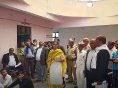 Basti News: बस्ती में तहसीलदार के खिलाफ वकीलों ने खोला मोर्चा, प्रशासन के सामने रखी ये मांग