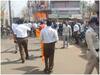 Jabalpur News: जबलपुर में भगवा झंडा उतारने पर बवाल, हिंदू संगठनों ने नगर निगम की कार्रवाई पर जताया विरोध