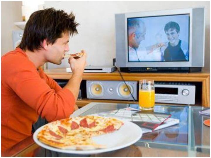 थोड़े-थोड़े अंतराल के बाद खाने से मेटबॉलिज्म पर क्या असर पड़ता है? जानें Health Tips, What effect does eating after a short interval of time have on Metabolism, Health Care Tips थोड़े-थोड़े अंतराल के बाद खाने से मेटबॉलिज्म पर क्या असर पड़ता है? जानें