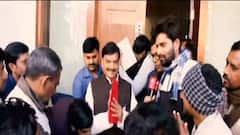 Akhilesh के खिलाफ Shivpal Yadav की सोशल 'स्ट्राइक', PM Modi और योगी को twitter पर किया फॉलो