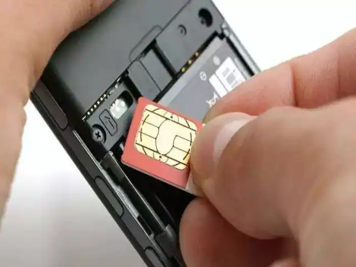 SIM Card Swapping થી તમને થઈ શકે છે મોટું નુકસાન! મિનિટોમાં ખાલી થઈ જાય છે બેંક ખાતું