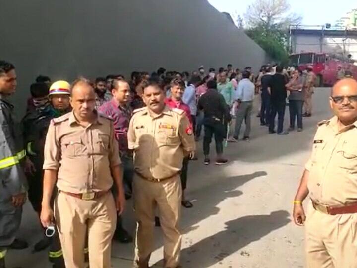Kanpur Fire broke out in Rev Moti Mall, all people were evacuated in time ann Kanpur News: कानपुर के रेव मोती मॉल में लगी आग से हड़कंप, सभी लोगों को वक्त रहते बाहर निकाला गया