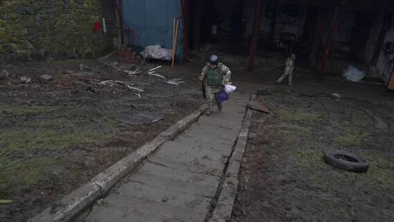 Russia Ukraine Conflict: ‌যুদ্ধ বিধ্বস্ত মানুষের পাশে মেডিক্যাল ক্লাউন্স ।Bangla News