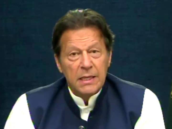 After the no confidence motion was rejected Imran Khan said conspiracy of traitors against the country failed अविश्वास प्रस्ताव खारिज होने के बाद बोले इमरान खान- 'मुल्क के खिलाफ गद्दारों की साजिश फेल, चुनाव की तैयारी करे आवाम'