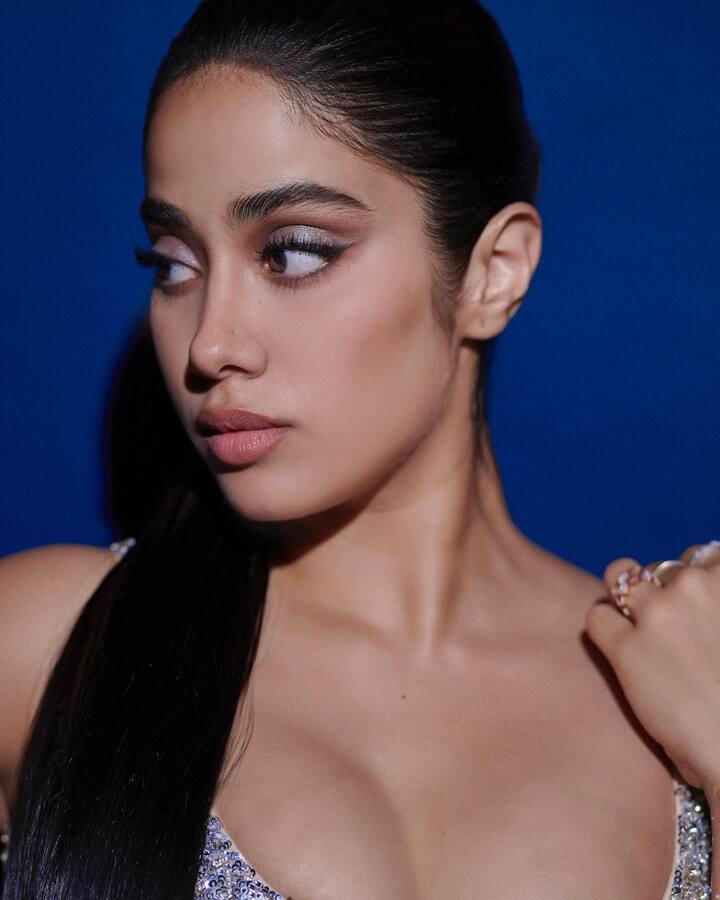 జాన్వీ కపూర్ బ్యూటీఫుల్ ఫోటోలు -Image credit: JanhviKapoor/Instagram
