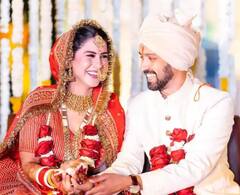 ਪਤੀ ਵਿਕਰਾਂਤ ਨੂੰ ਜਨਮਦਿਨ ਵਿਸ਼ ਕਰਦੇ ਹੋਏ ਸ਼ੀਤਲ ਠਾਕੁਰ ਨੇ ਸ਼ੇਅਰ ਕੀਤੀਆਂ ਵਿਆਹ ਦੀਆਂ ਅਣਦੇਖੀਆਂ ਤਸਵੀਰਾਂ