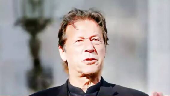 Pakistan No-confidence Motion: क्या इमरान बचा पाएंगे अपनी सरकार? | नमस्ते भारत