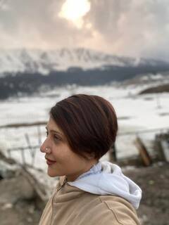 Swastika Mukherjee: 'বাবাকে খুঁজে পাওয়ার উপায় ছিল এই হলুদ সোয়েটারটা'