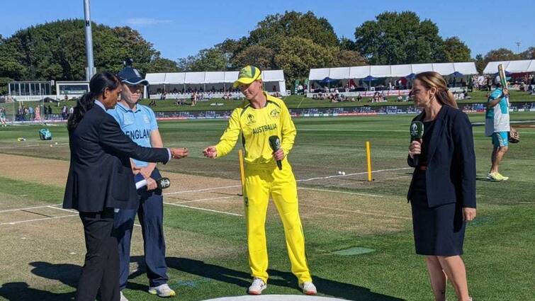 England captain Heather Knight opted to field vs Australia in the Women's World Cup Final 2022 Women's World Cup 2022 Final: মহিলা ক্রিকেট বিশ্বকাপের ফাইনালে টস জিতে ফিল্ডিং ইংল্যান্ডের, ভালো শুরু ২ অজি ওপেনারের