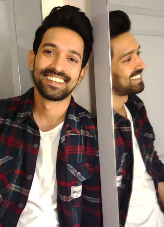 બૉલીવુડ અને ટેલિવિઝન એક્ટર વિક્રાંત મેસ્સી