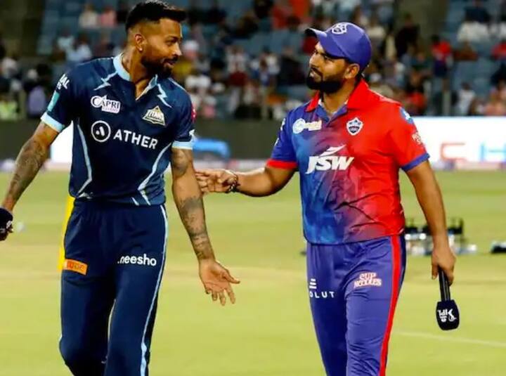 IPL ਵਿੱਚ ਸ਼ਨੀਵਾਰ ਰਾਤ ਨੂੰ ਹੋਏ ਮੈਚ ਵਿੱਚ ਗੁਜਰਾਤ ਟਾਈਟਨਸ ਅਤੇ ਦਿੱਲੀ ਕੈਪੀਟਲਸ ਆਹਮੋ-ਸਾਹਮਣੇ ਸਨ। ਟਾਸ ਤੋਂ ਪਹਿਲਾਂ ਦੋਵੇਂ ਟੀਮਾਂ ਦੇ ਕਪਤਾਨ ਇੱਕ ਦੂਜੇ ਨਾਲ ਮਜ਼ਾਕ ਕਰਦੇ ਨਜ਼ਰ ਆਏ।