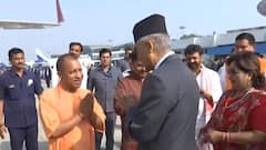 Varanasi : Nepal के लिए रवाना हुए PM Sher Bahadur Deuba,एयरपोर्ट पर विदाई देने पहुंचे CM Yogi