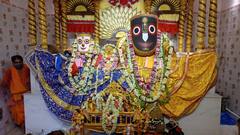 Ramkrishna Statue at Mahesh Jagannath Temple : মাহেশের জগন্নাথ মন্দিরে রামকৃষ্ণদেবের শ্বেতপাথরের মূর্তি স্থাপন