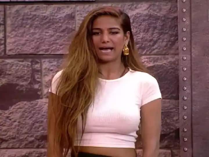 Poonam Pandey burst into tears after making a shocking revelation in Lock Upp Lock Upp : ચોંકાવનારો ખુલાસો કરી ચોધાર આંસુએ રડી પડી પૂનમ પાંડે