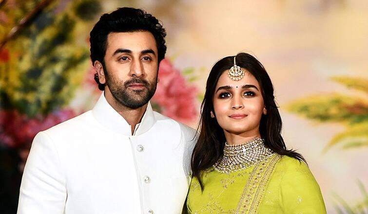 Ranbir kapoor and alia bhat all set to tie knot રણબીર કપૂર અને આલિયા ભટ્ટના લગ્નની તારીખ નક્કી, બંને  આ દિવસે કરશે લગ્ન