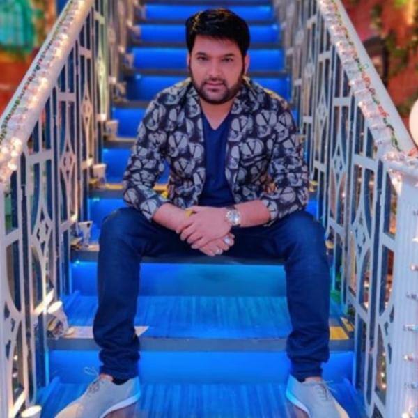 કપિલ શર્માએ આ પોતાની આકરી મહેનતથી આ સફળતા પ્રાપ્ત કરી છે. આજે તેમની પાસે પૈસા અને પ્રસિદ્ધીની કોઈ કમી નથી.