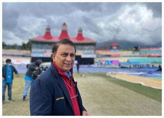 Sunil Gavaskar : 'आम्ही अजूनही कोहिनूर हिऱ्याची वाट पाहतोय', आयपीएल कॉमेन्ट्री दरम्यान गावस्करांचा टोला