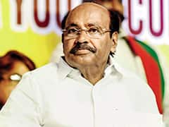 இடிக்கப்படாத பழுதடைந்த பள்ளி கட்டடங்கள்...! - சமரசம் வேண்டாம் - மருத்துவர் ராமதாஸ் அரசுக்கு வேண்டுகோள்