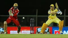 CSK vs PBKS: ધોનીને એમ્પાયરે આઉટ ના આપ્યો પણ, ડેબ્યુ કરી રહેલા ખેલાડીએ રિવ્યુ લીધો અને પછી....
