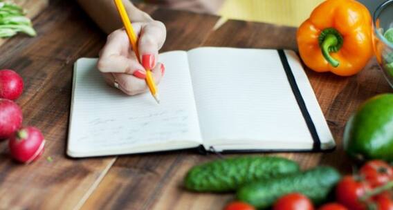 ગ્રીન વેજિટેબલ્સની સાથે આ ફૂડ ખાઇને સરળતાથી વજનમાં કરો ઘટાડો