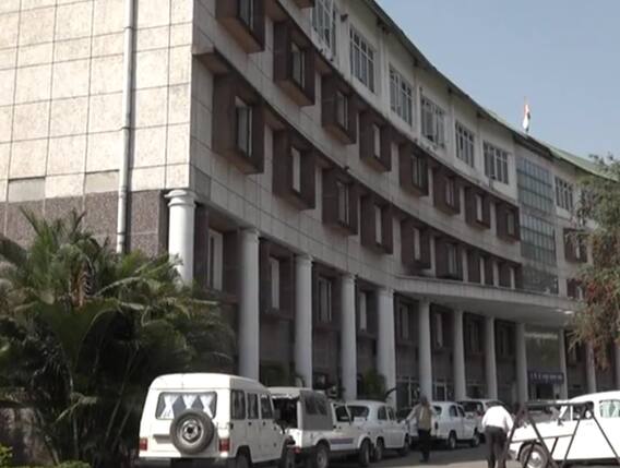 Uttarakhand Secretariat: उत्तराखंड में जल्द ऑनलाइन होगा सचिवालय का काम, जानिए- इससे क्या होगा फायदा? Uttarakhand Secretariat: उत्तराखंड में जल्द ऑनलाइन होगा सचिवालय का काम, जानिए- इससे क्या होगा फायदा?