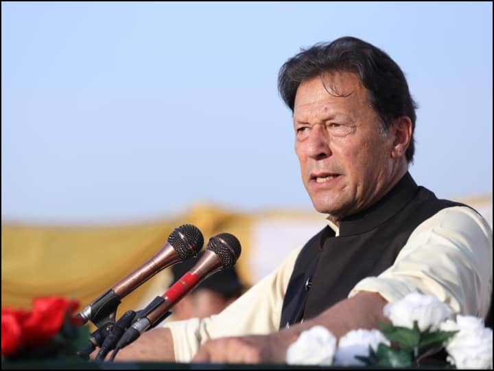 Pakistan Political Crisis: पाक पीएम इमरान खान ने कहा- मैं भले ही चुनाव हार जाऊं, लेकिन टिकट उन्हीं को दूंगा जो...