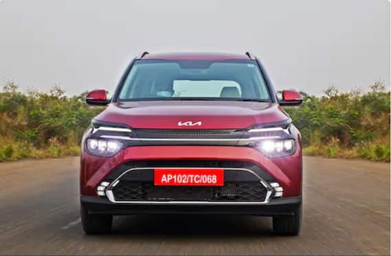 एक लाख रुपये डाउनपेमेंट देकर घर ले जाएं 7 सीटर किआ कैरेंस, जानिए कितने रुपये देनी होगी ईएमआई