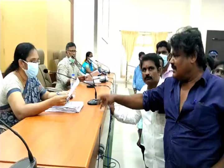 Kanchipuram actor mansoor ali khan gives a petition to kanchipuram collector asking 7C rupees compensation கல்குவாரியால் என் நிலம் பாழாகி விட்டது...! - 7 கோடி நஷ்ட ஈடுகேட்டு காஞ்சி ஆட்சியரிடம் மன்சூர் அலி கான் மனு