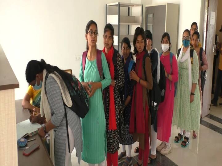 பிரதமர் அடிக்கல் நாட்டிய மதுரை எய்ம்ஸ் கல்லூரியில் மாணவர்களுக்கான வகுப்புகள் தொடக்கம்