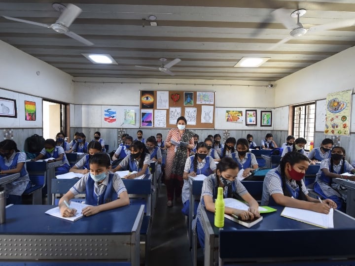Delhi Schools: दिल्ली के सरकारी स्कूलों में बनेंगे ‘Hobby Hubs’, निजी संस्थाएं भी होंगी मुहिम का हिस्सा Delhi Government Schools to make hobby hubs for enhancing student’s hobbies Private institutes will also join Delhi Schools: दिल्ली के सरकारी स्कूलों में बनेंगे ‘Hobby Hubs’, निजी संस्थाएं भी होंगी मुहिम का हिस्सा
