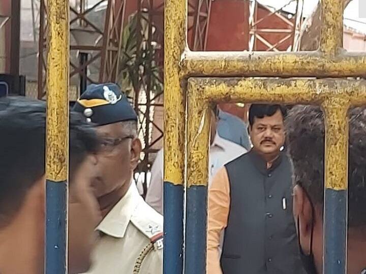 BJP leader Praveen Darekar reached MRA police station to record statement in bank fraud case Maharashtra News: बैंक फ्रॉड मामले में बयान दर्ज करवाने MRA पुलिस थाने पहुंचे बीजेपी नेता प्रवीण दारेकर