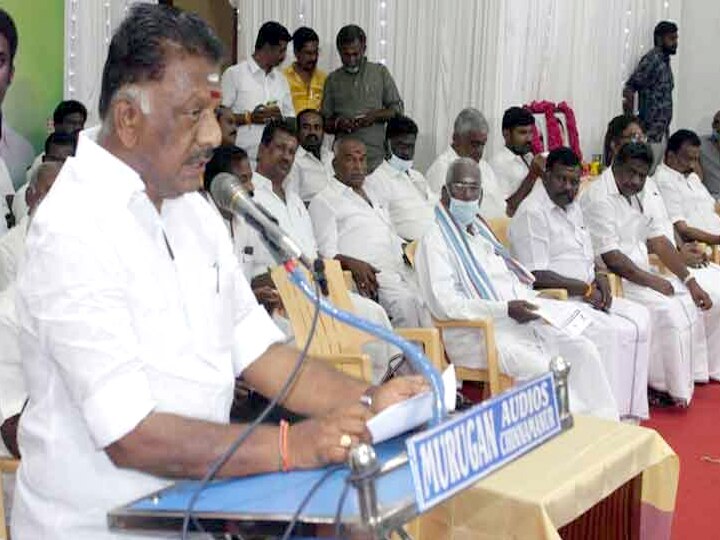 சசிகலாவுக்கு ஆதரவாக பேசிய தேனி மாவட்ட செயலாளர் - உணர்வுப்பூர்வமான உரை என ஓபிஎஸ் பாராட்டு