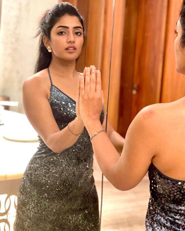 ప్రస్తుతం తెలుగు, తమిళ భాషల్లో సినిమాలు చేస్తుంది. (Courtesy : Eesha Rebba Instagram)