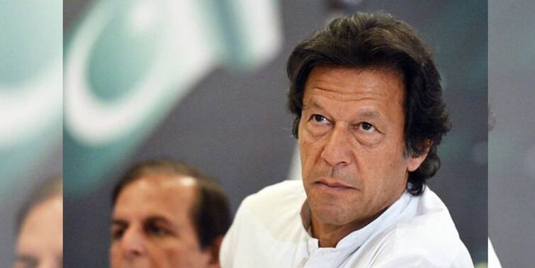 Imran Khan Update: Imran Khan de-notified by Pakistan Cabinet Division gets placed in 75 years history of the nation as the 22nd PM who could not complete a full term Imran Khan Update: আর পাকিস্তানের প্রধানমন্ত্রী নন ইমরান, ৭৫ বছরের অভিশাপ কাটাতে পারলেন না ‘ইয়র্কার কিং’ও