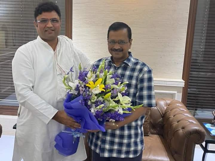 Former Congress leader Ashok Tanwar joins Aam Aadmi Party Said Lets join hands to make a Brighter Haryana and Better Haryana Haryana News: आप पार्टी में शामिल होते ही अशोक तंवर की युवाओं से अपील, बोले- बेहतर और साहसी हरियाणा के लिए मिलाओ हाथ