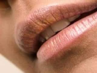 Beauty Tips : ओठांचा काळेपणा दूर करायचाय? मग, तिळाच्या तेलासोबत ‘या’ गोष्टी मिसळून लावा!