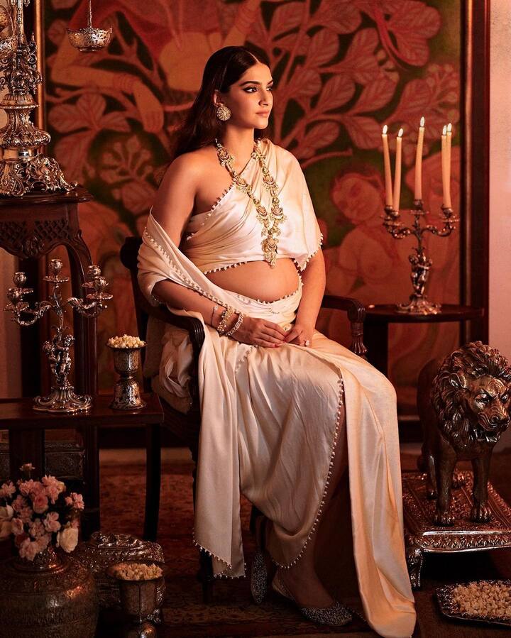 సోనమ్ కపూర్ బేబీ బంప్ ఫోటోలు -Image credit: SonamKapoor/Instagram