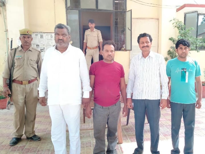 Ballia Police Arrests ‘Mastermind’ Behind UP Board English Exam Paper Leak UP Board class 12 english exam Question Paper Leak Ballia Police Arrests ‘Mastermind’ Ballia Police Arrests ‘Mastermind’ Behind UP Board English Exam Paper Leak