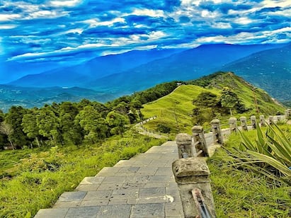 7 Reasons To Add Namchi To Your Travel Bucketlist This Summer Trip to Namchi: இயற்கை அழகு கொஞ்சும் நாம்ச்சி - உங்கள் கோடை சுற்றுலா லிஸ்டில் சிக்கிமில் காண வேண்டிய இடங்கள்