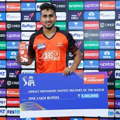 IPL 2022: अपनी रफ्तार से एक बार फिर से छाए उमरान मलिक, लखनऊ के खिलाफ बना दिया ये रिकॉर्ड