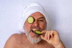 Health: ਗਰਮੀ ਤੋਂ ਬਚਣ ਲਈ ਅੱਖਾਂ 'ਤੇ ਰੱਖੋ ਖੀਰਾ, ਜਾਣੋ ਕੀ ਨੇ ਫਾਇਦੇ