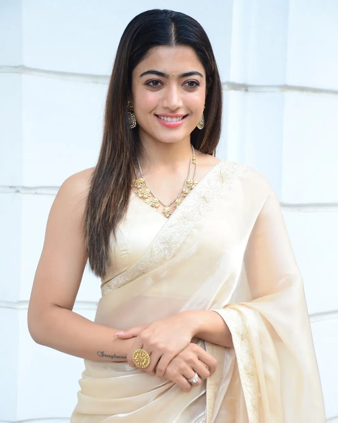 Actress Rashmika Mandanna in Saree HD Photos | Indian beauty saree, Most  beautiful bollywood actress, Indian actresses