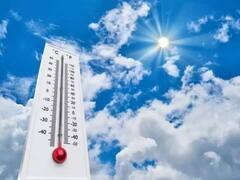 Bihar Weather Report: उत्तर बिहार के कई जिलों में हल्की बारिश तो दक्षिण में लू चलने की संभावना, 40 डिग्री के पार जाएगा पारा