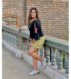 Intinti Gruhalakshmi Prashanthi: మోడ్రన్, ట్రెడిషనల్ ఏ లుక్కులో అయినా కేక