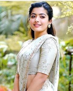 HBD Rashmika Mandana: யாரையும் இவ்வளோ அழகா பாக்கல... பர்த்டே கேர்ள் ரஷ்மிகா க்ளிக்ஸ்