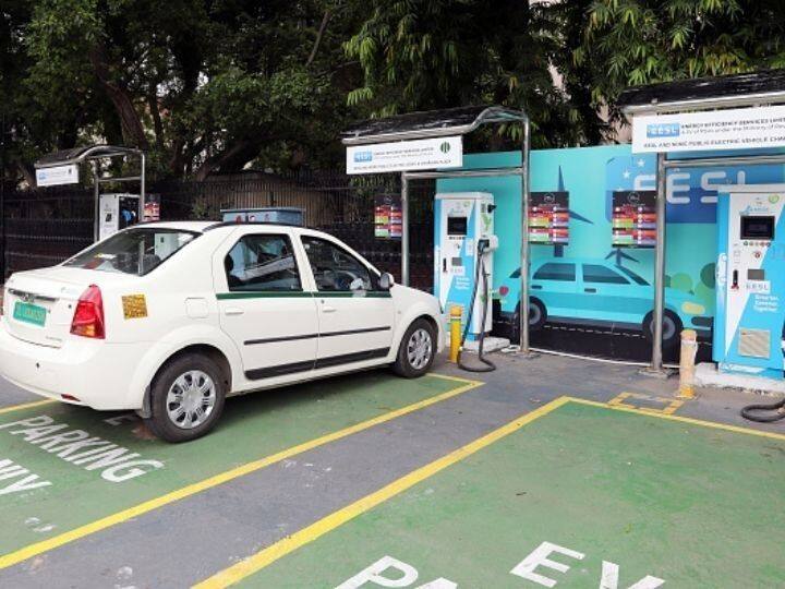 From June, Electric Vehicle Owners Can Charge Their Cars Free Of Cost In Noon From June, Electric Vehicle Owners Can Charge Their Cars Free Of Cost In Noon