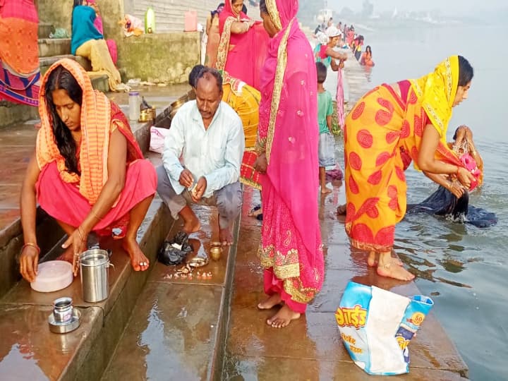 Chaiti Chhath 2022: नहाय-खाय के साथ आज से चैती छठ शुरू, अर्घ्य से पहले जान लें पटना के कौन से घाट हैं सुरक्षित Chaiti Chhath 2022: Chaiti Chhath starts from 5 April 2022 with Nahay Khay, know which ghats of Patna are safe before Arghya ann Chaiti Chhath 2022: नहाय-खाय के साथ आज से चैती छठ शुरू, अर्घ्य से पहले जान लें पटना के कौन से घाट हैं सुरक्षित